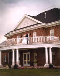balcony.JPG (134256 bytes)
